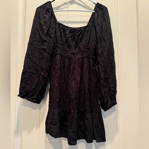 Forever 21 midi dress size small, color is black